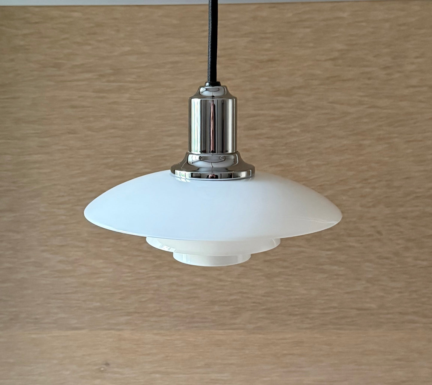 Original PH 2/1 pendant lamp. Poul Henningsen for Louis Poulsen