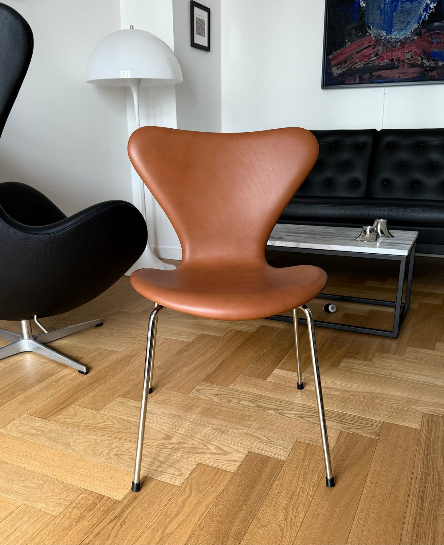Series 7 Chairs. Arne Jacobsen for Fritz Hansen