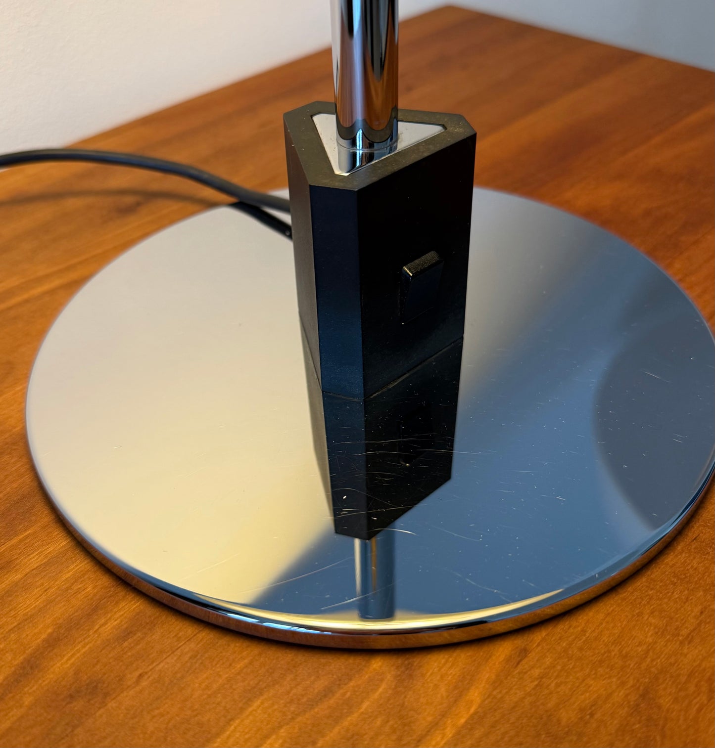 Original PH 4/3 table lamp. Poul Henningsen for Louis Poulsen