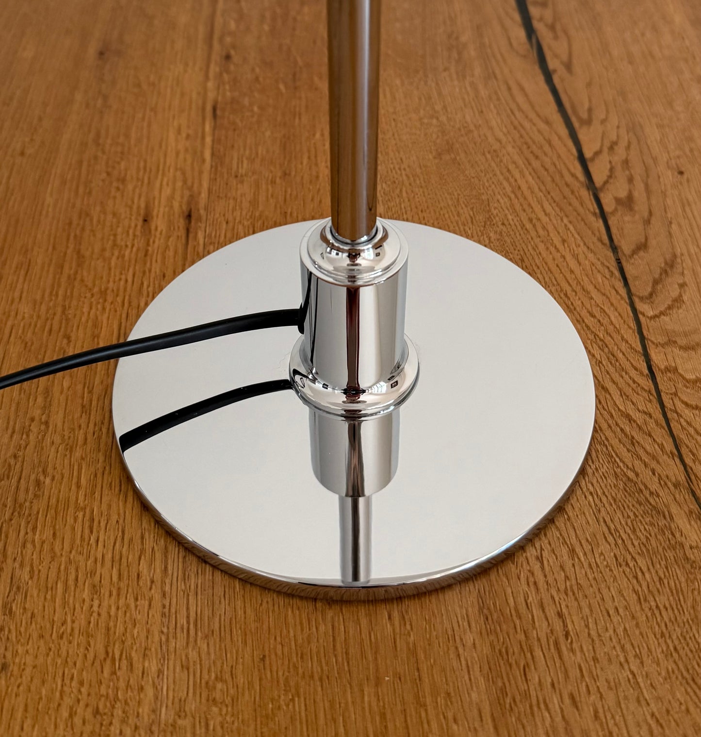 Original PH 3/2 table lamp. Poul Henningsen for Louis Poulsen