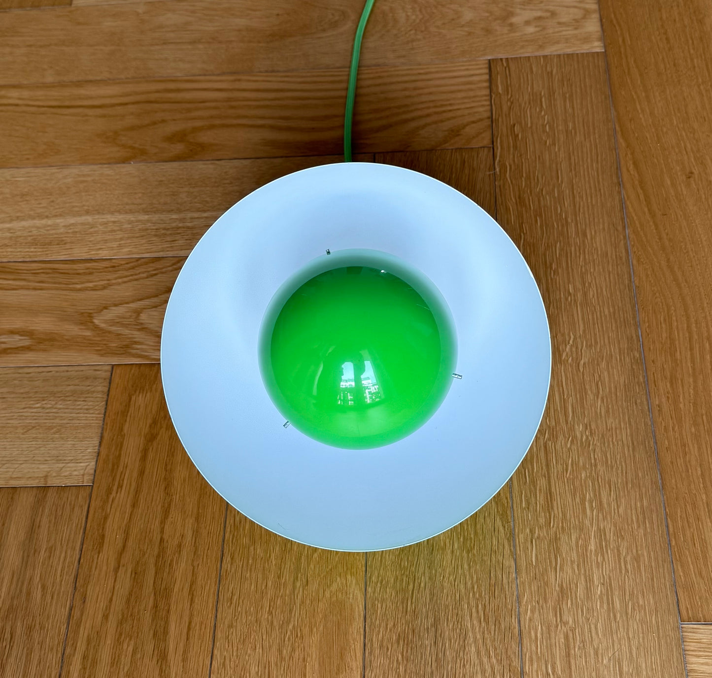 Original Flowerpot VP1 pendant lamp. Verner Panton for &tradition