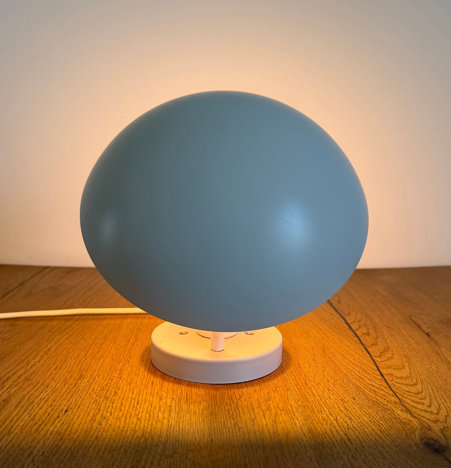 Original PH Hat wall lamp. Poul Henningsen for Louis Poulsen