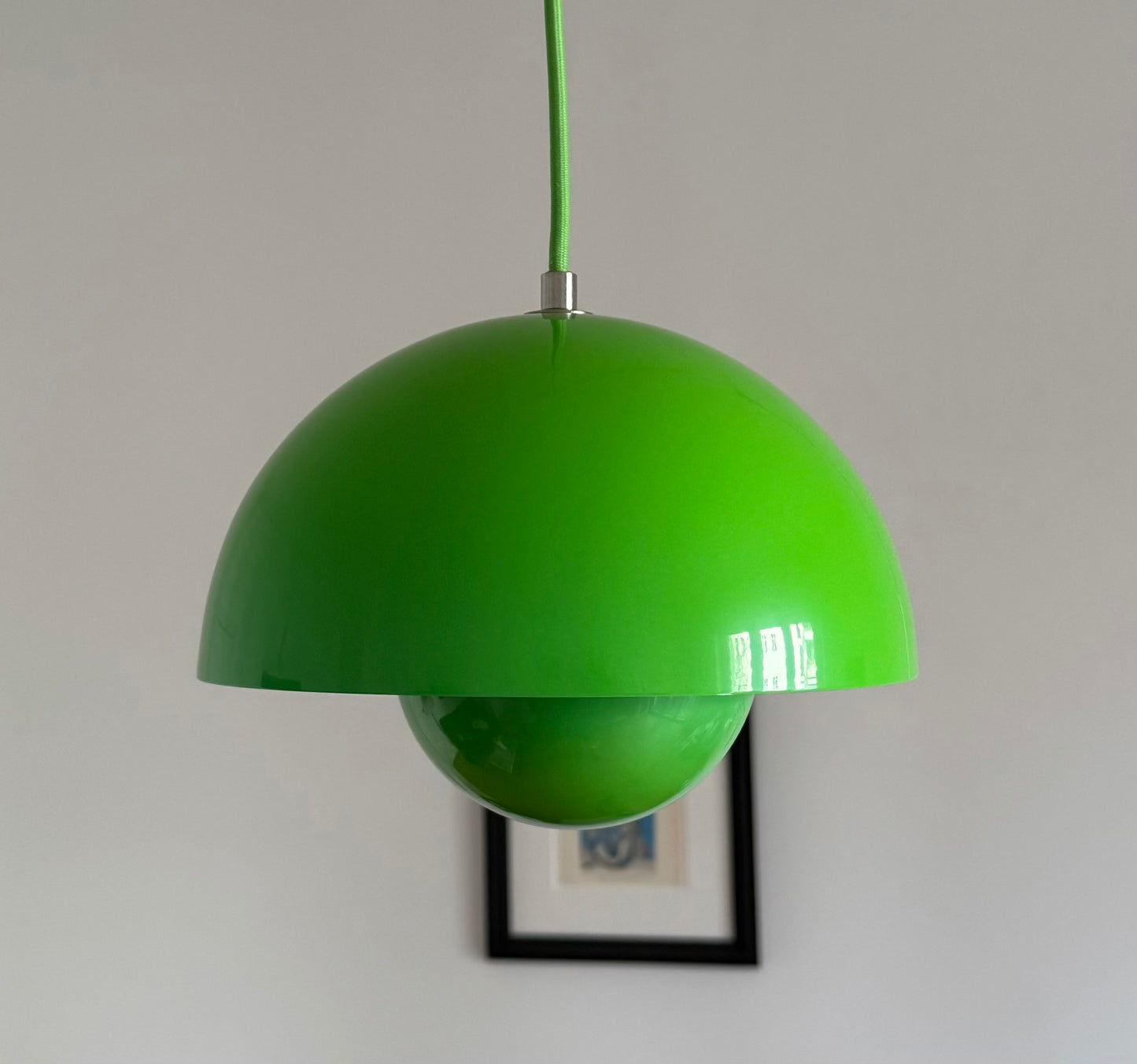 Original Flowerpot VP1 pendant lamp. Verner Panton for &tradition