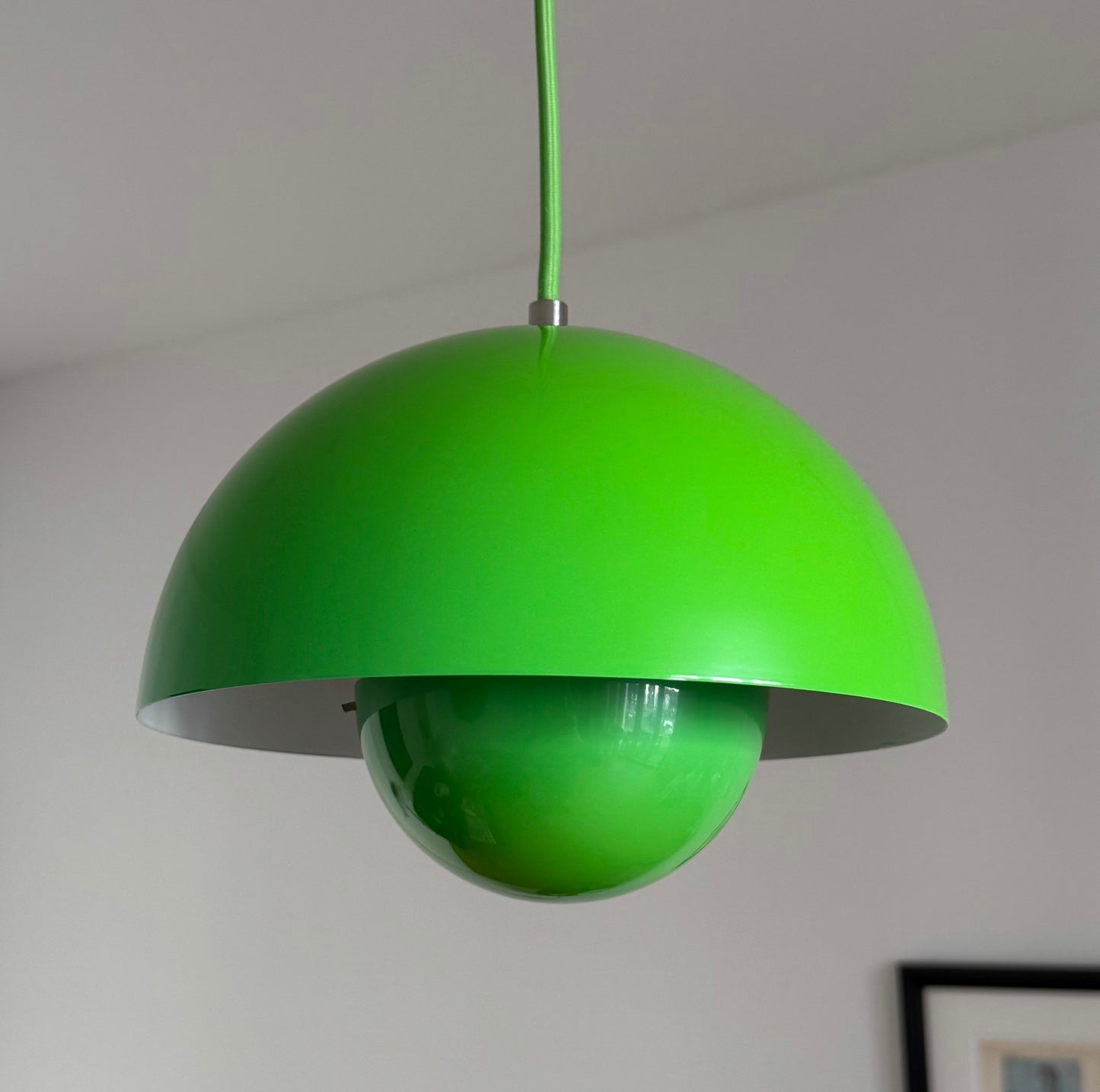 Original Flowerpot VP1 pendant lamp. Verner Panton for &tradition