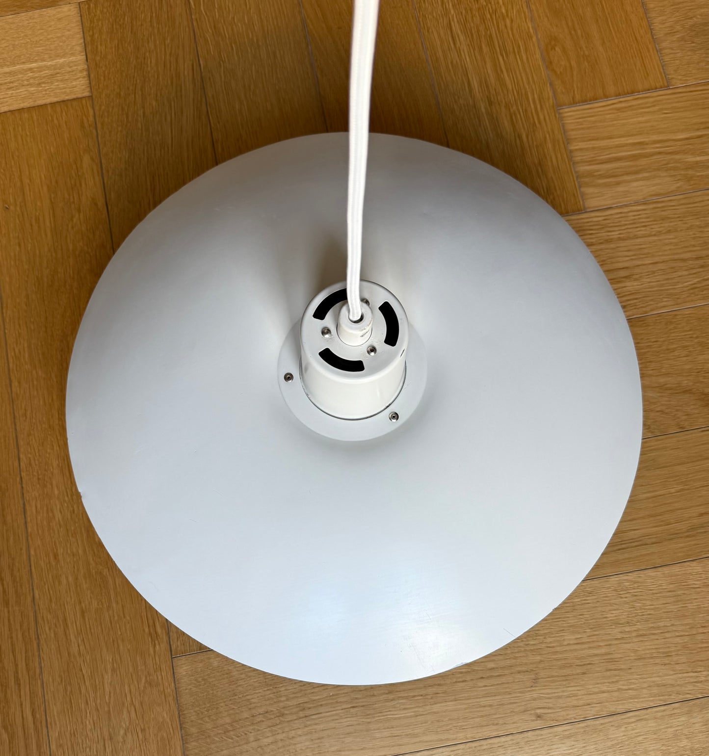 Original PH 4/3 pendant lamp. Poul Henningsen for Louis Poulsen