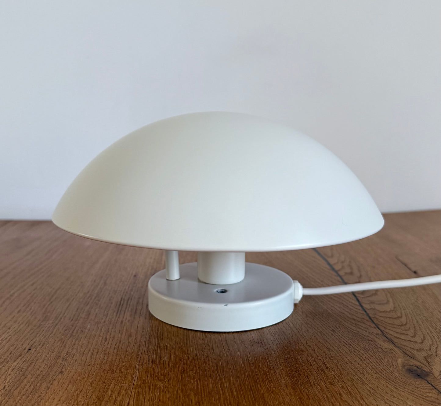 Original PH Hat wall lamp. Poul Henningsen for Louis Poulsen