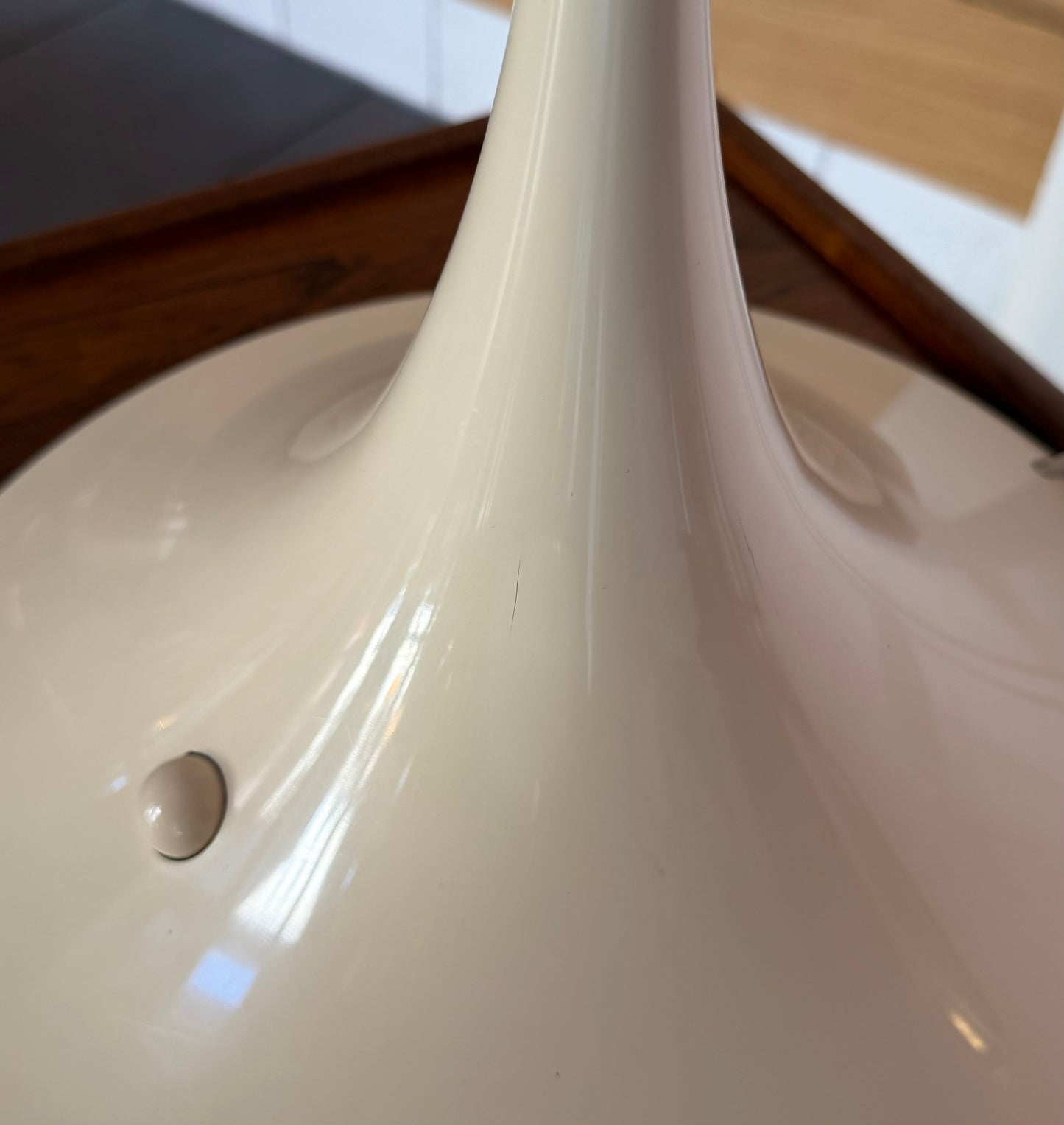 Original VP Panthella table lamp. Verner Panton for Louis Poulsen