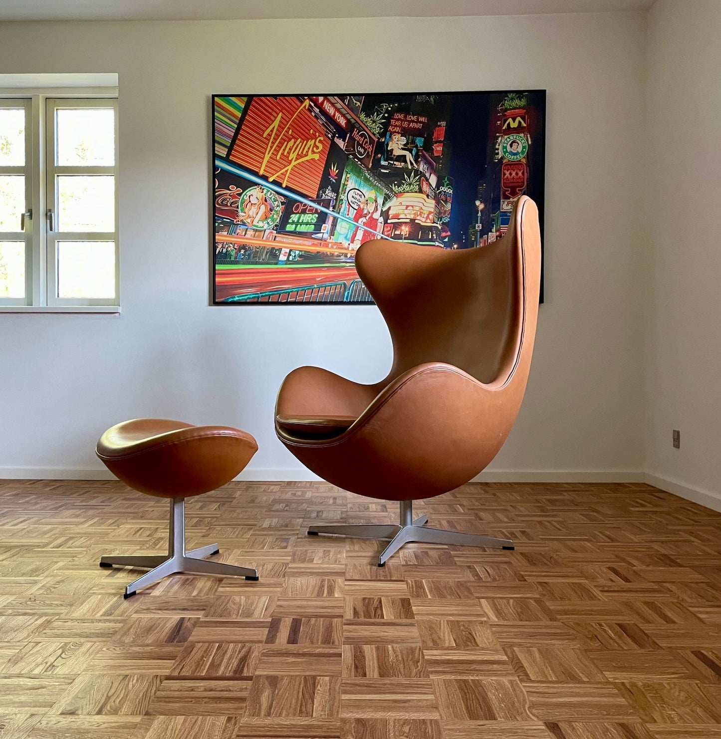 Original ‘The Egg Chair’. Arne Jacobsen for Fritz Hansen