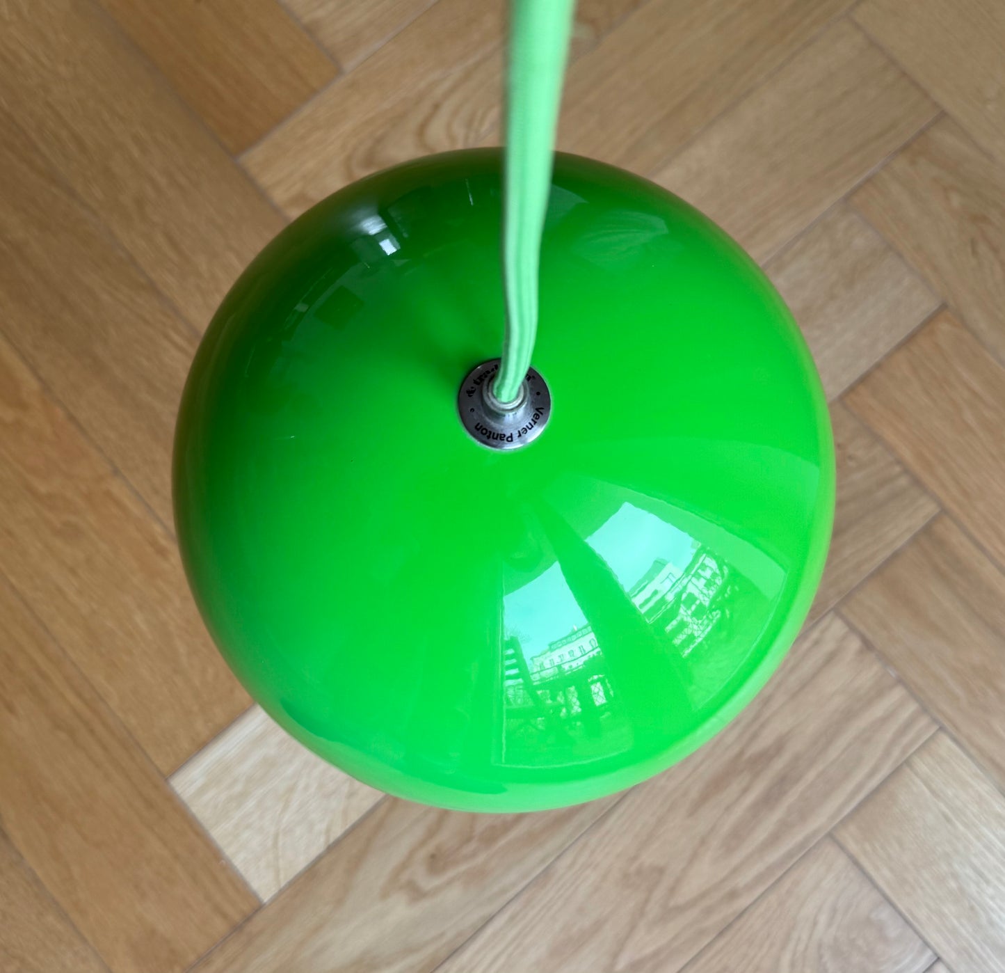 Original Flowerpot VP1 pendant lamp. Verner Panton for &tradition