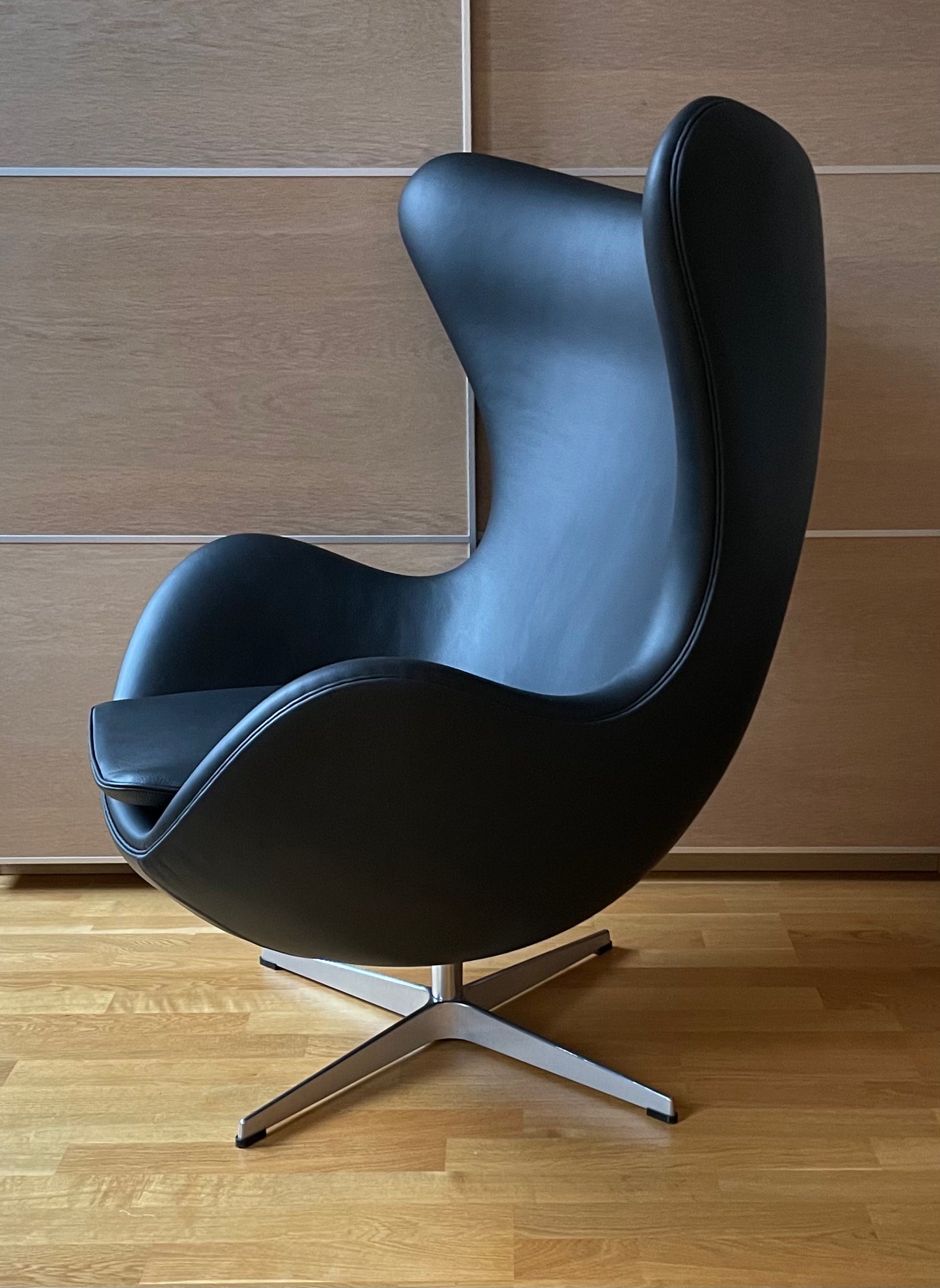 Original ‘The Egg Chair’. Arne Jacobsen for Fritz Hansen