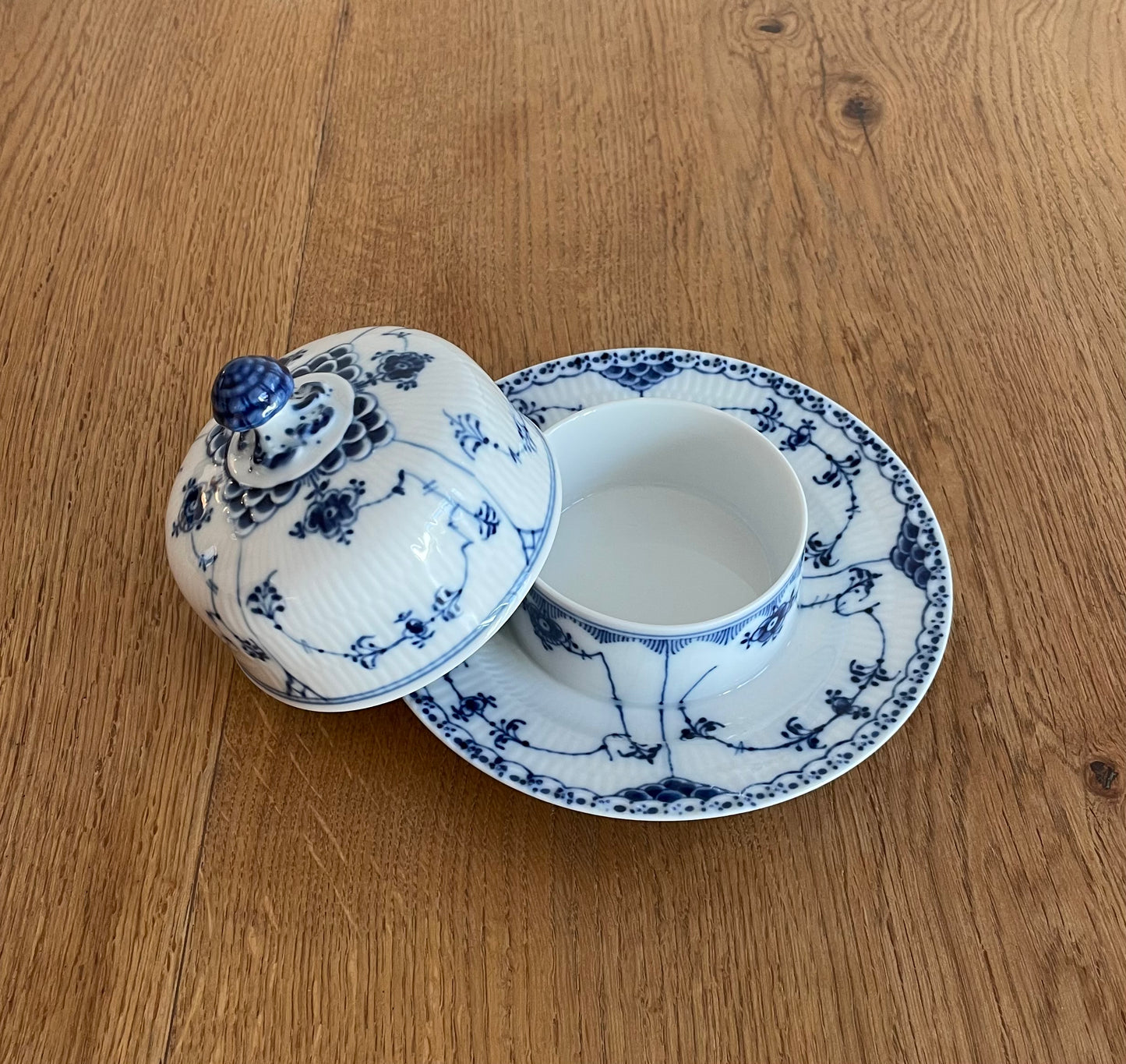 Royal Copenhagen Blue Fluted Half Lace butter dish