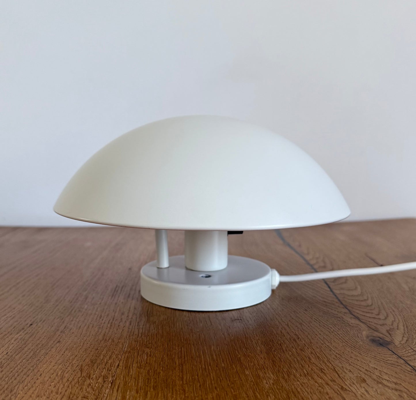 Original PH Hat wall lamp. Poul Henningsen for Louis Poulsen