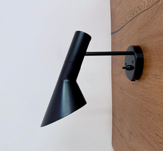 Original AJ wall lamp. Arne Jacobsen for Louis Poulsen