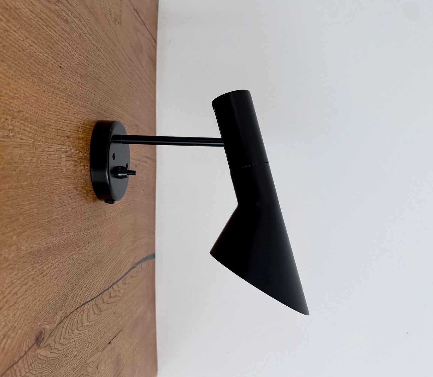 Original AJ wall lamp. Arne Jacobsen for Louis Poulsen