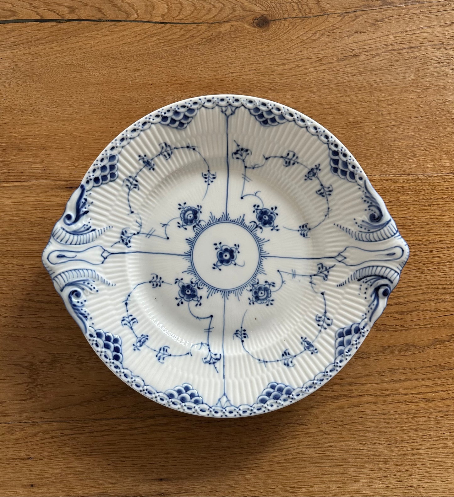 Royal Copenhagen Blue Fluted Half Lace cake plate