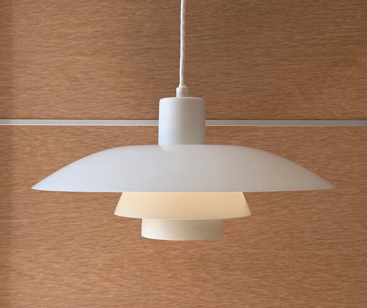 Original PH 4/3 pendant lamp. Poul Henningsen for Louis Poulsen