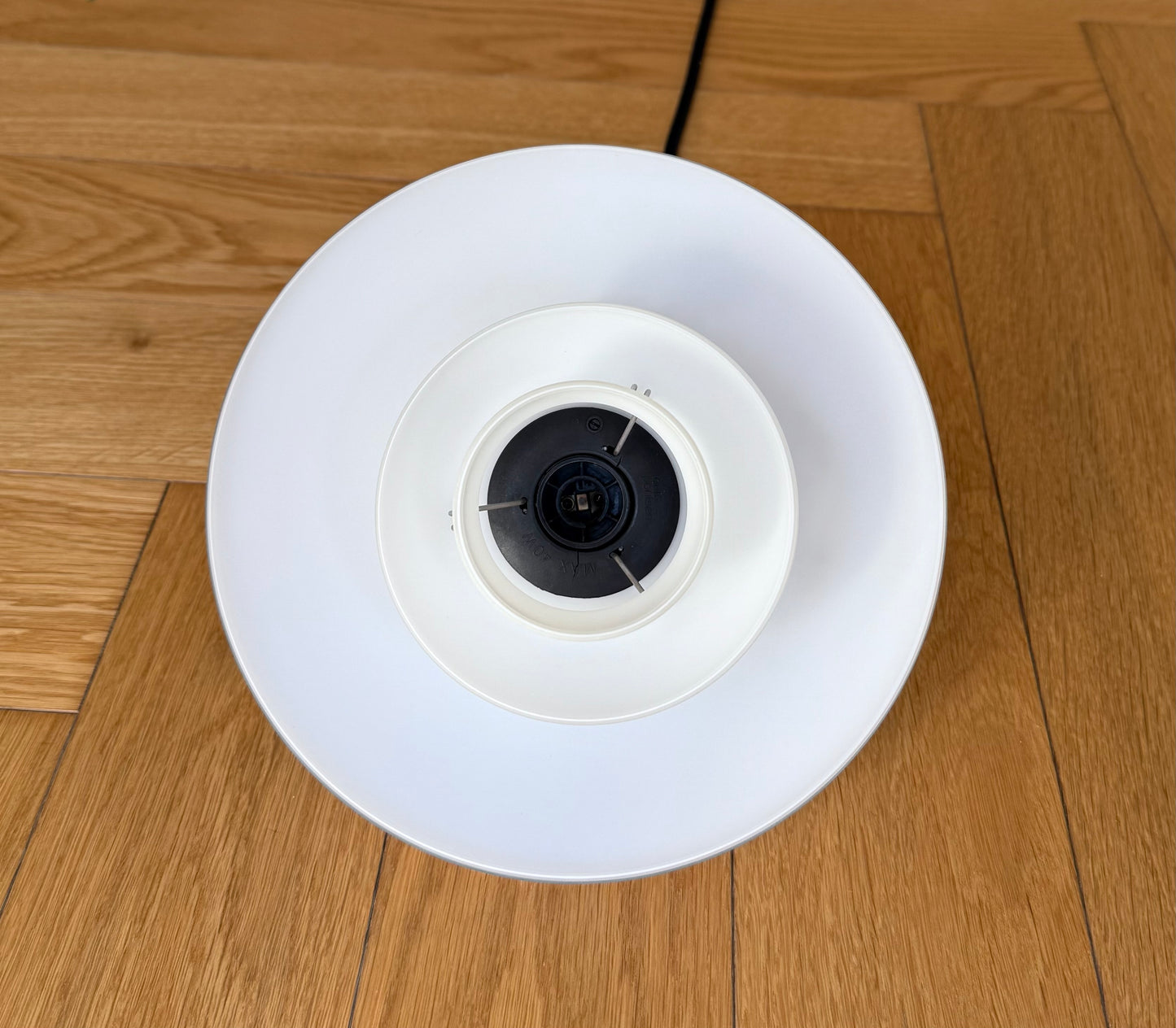 Original PH 2/1 pendant lamp. Poul Henningsen for Louis Poulsen