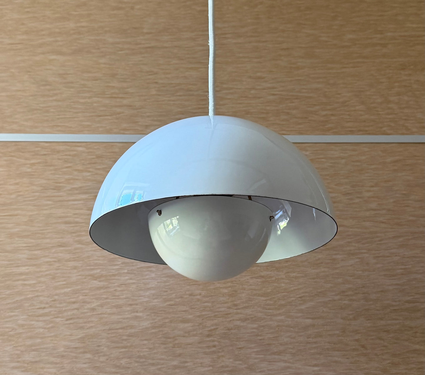 Original Flowerpot VP1 pendant lamp. Verner Panton for Louis Poulsen