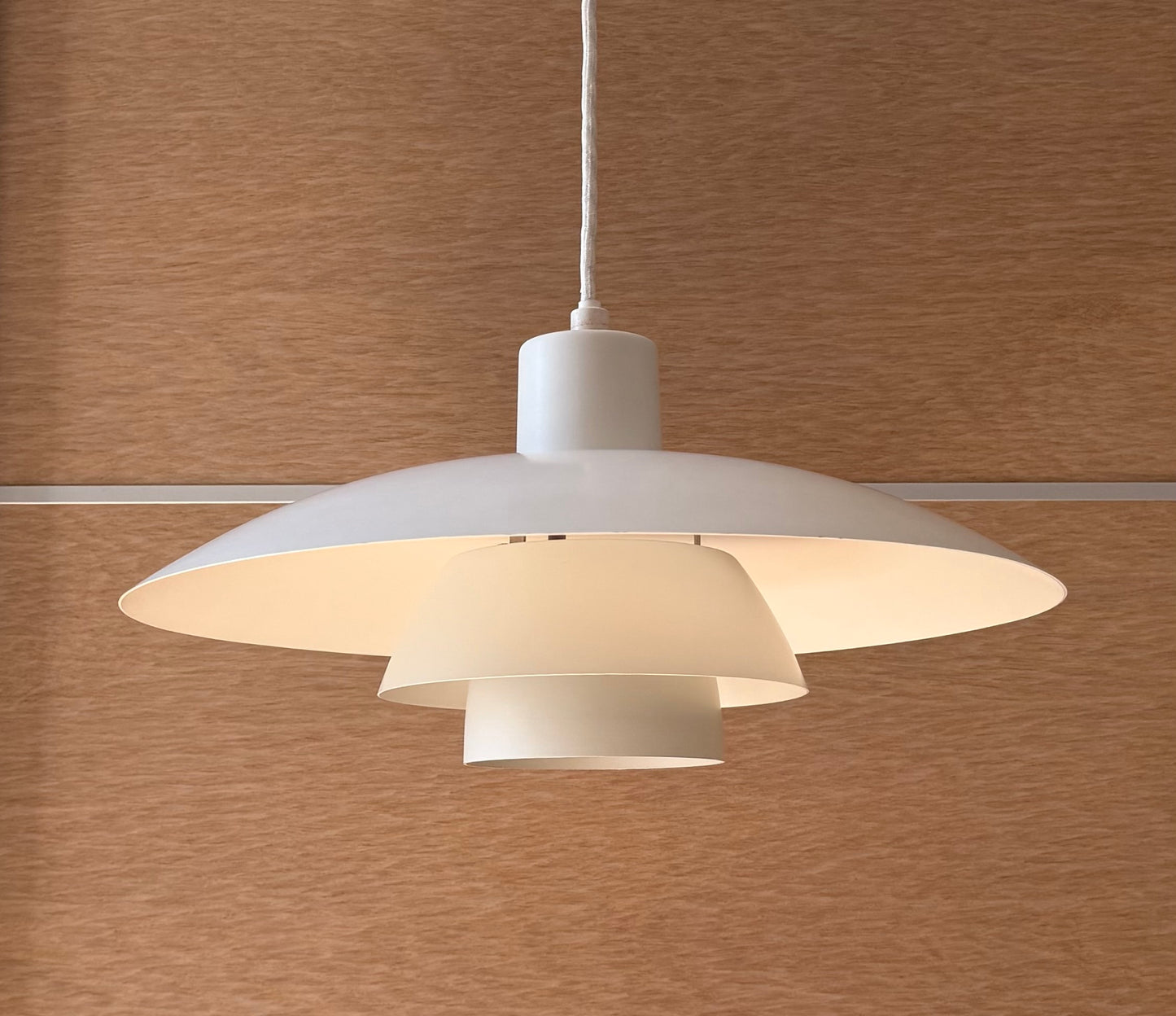 Original PH 4/3 pendant lamp. Poul Henningsen for Louis Poulsen