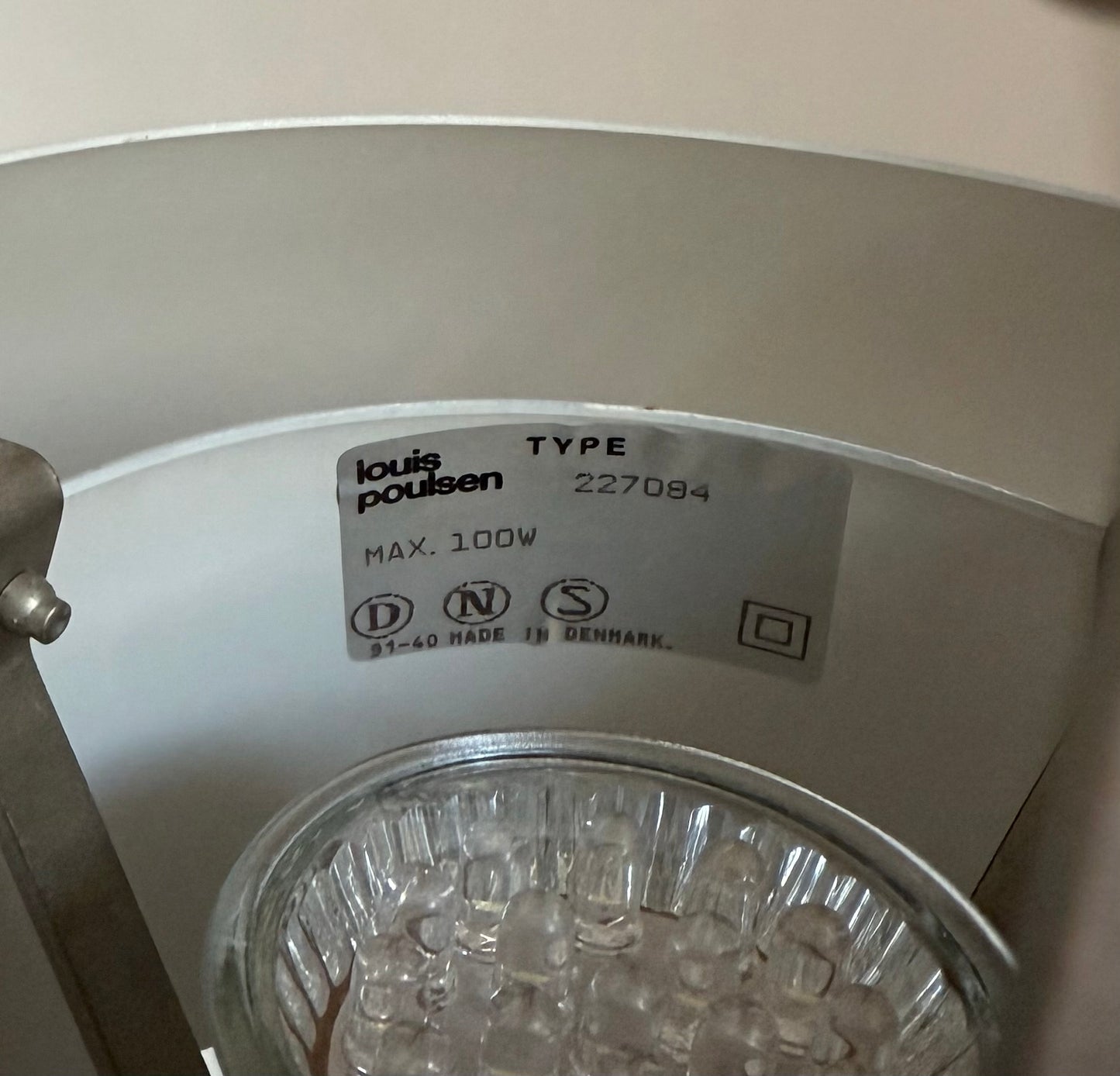 Original PH 4/3 table lamp. Poul Henningsen for Louis Poulsen