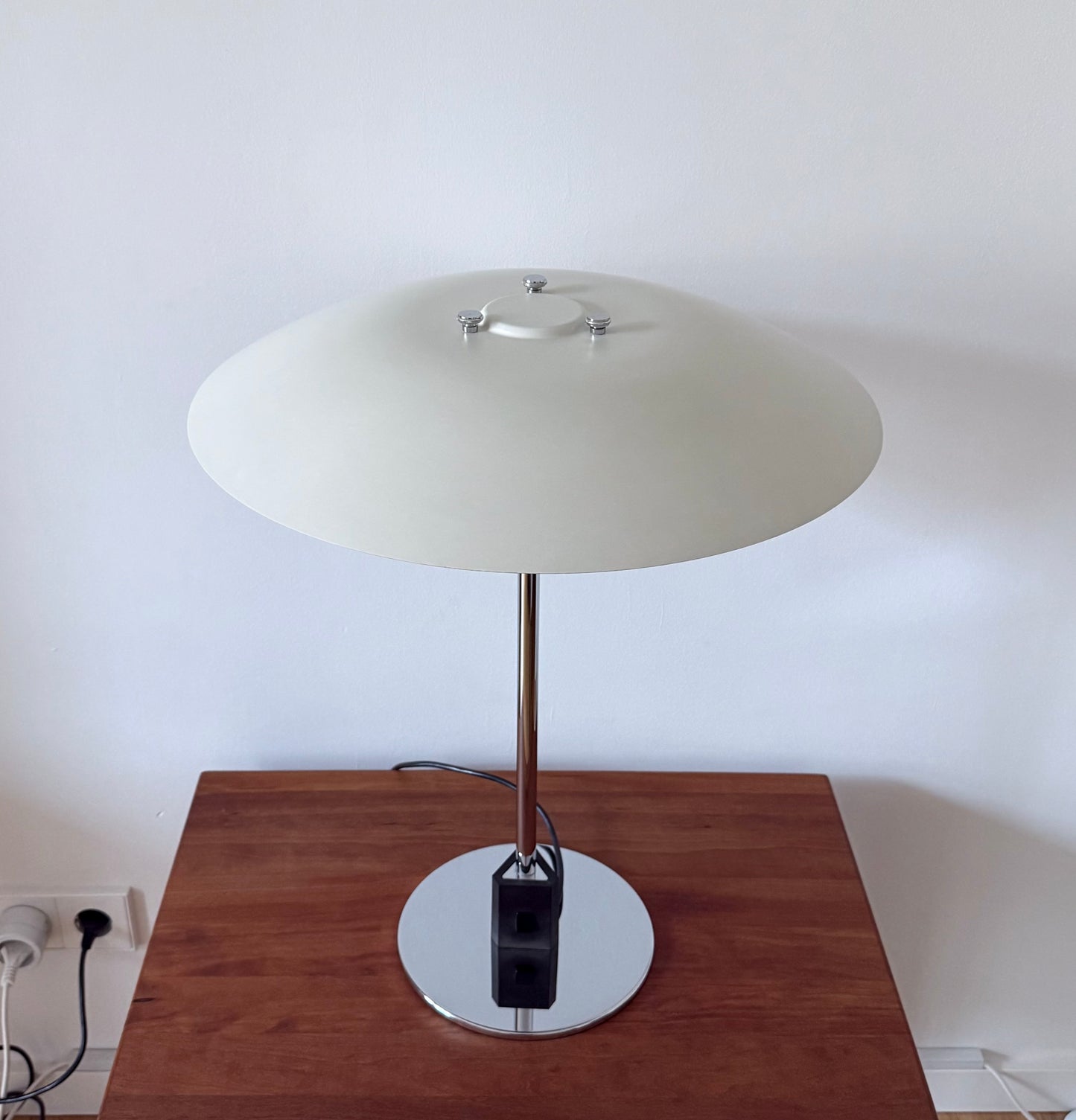 Original PH 4/3 table lamp. Poul Henningsen for Louis Poulsen
