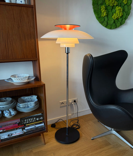 Original PH 80 floor lamp. Poul Henningsen for Louis Poulsen