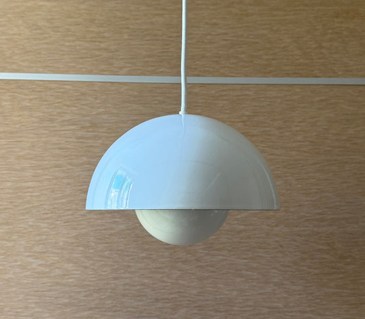 Original Flowerpot VP1 pendant lamp. Verner Panton for Louis Poulsen