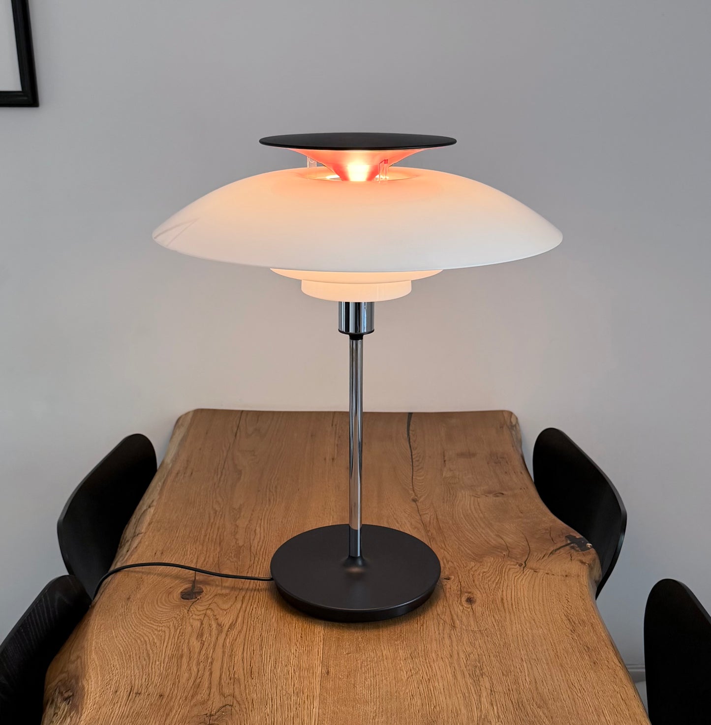 Original PH 80 table lamp. Poul Henningsen for Louis Poulsen