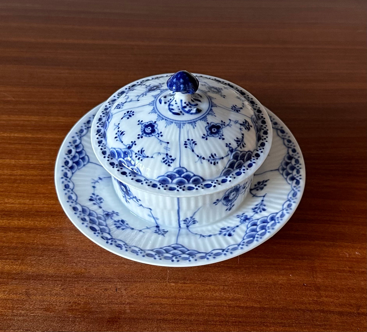 Royal Copenhagen Blue Fluted Half Lace butter dish