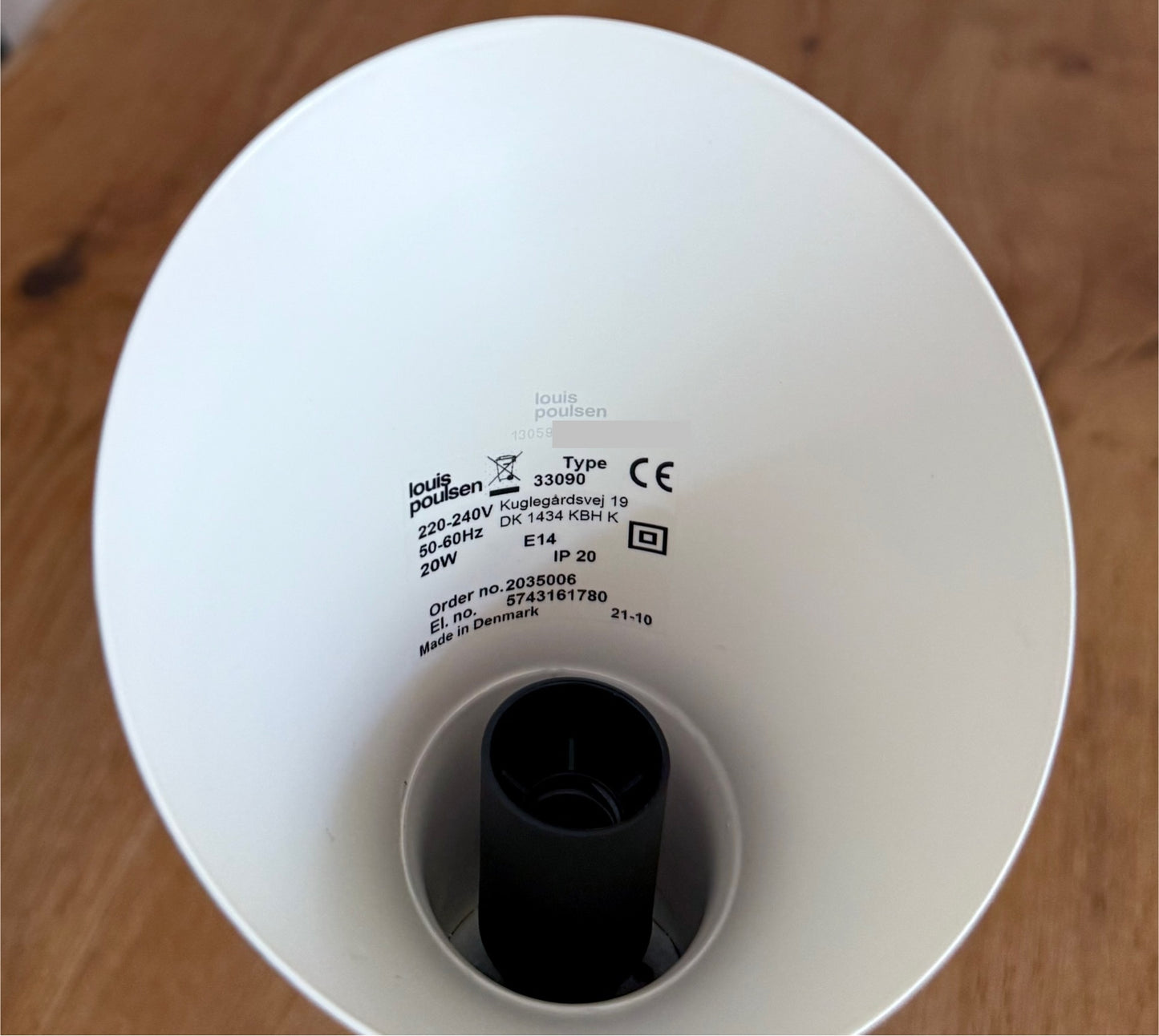 Original AJ wall lamp. Arne Jacobsen for Louis Poulsen