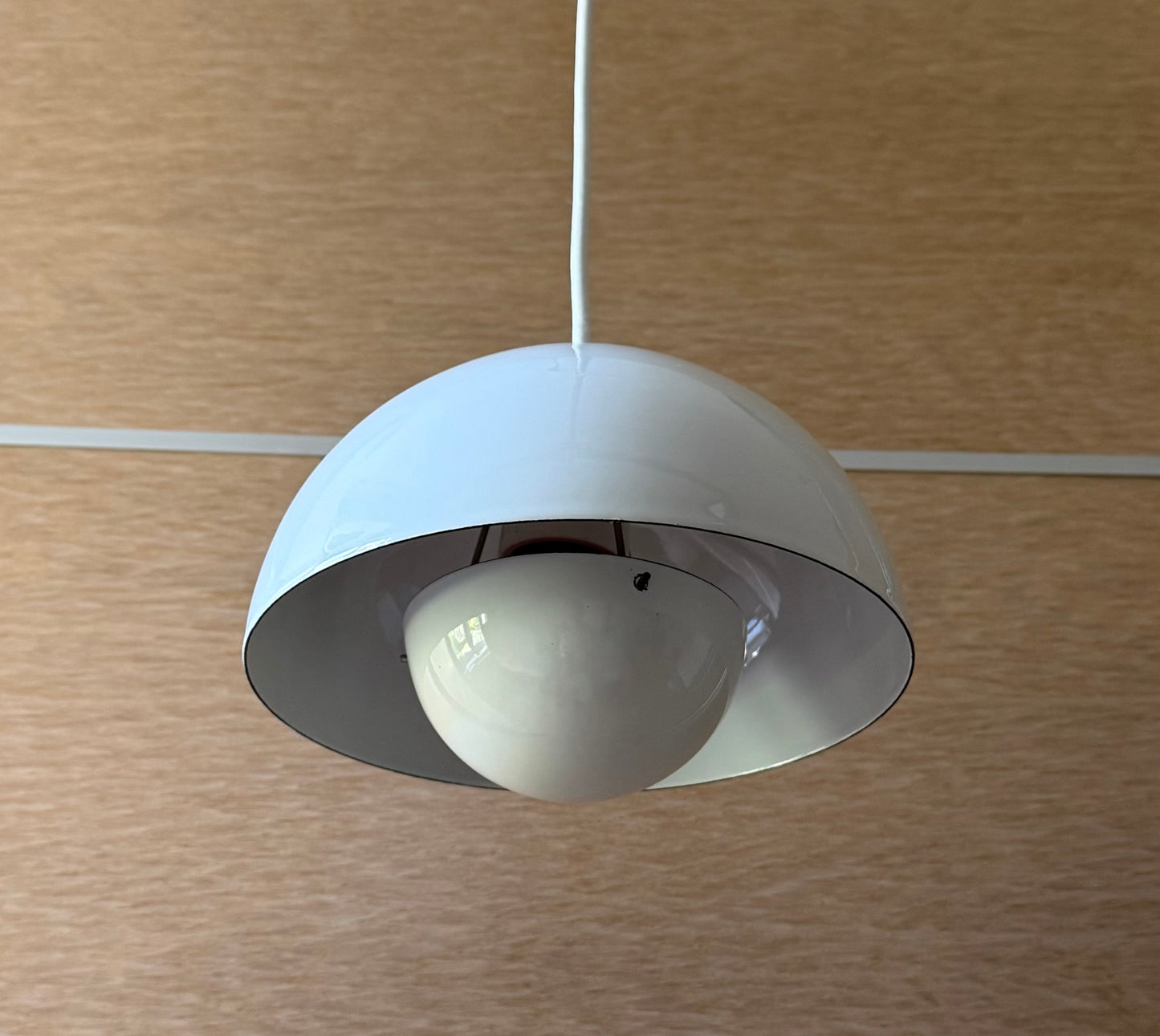 Original Flowerpot VP1 pendant lamp. Verner Panton for Louis Poulsen