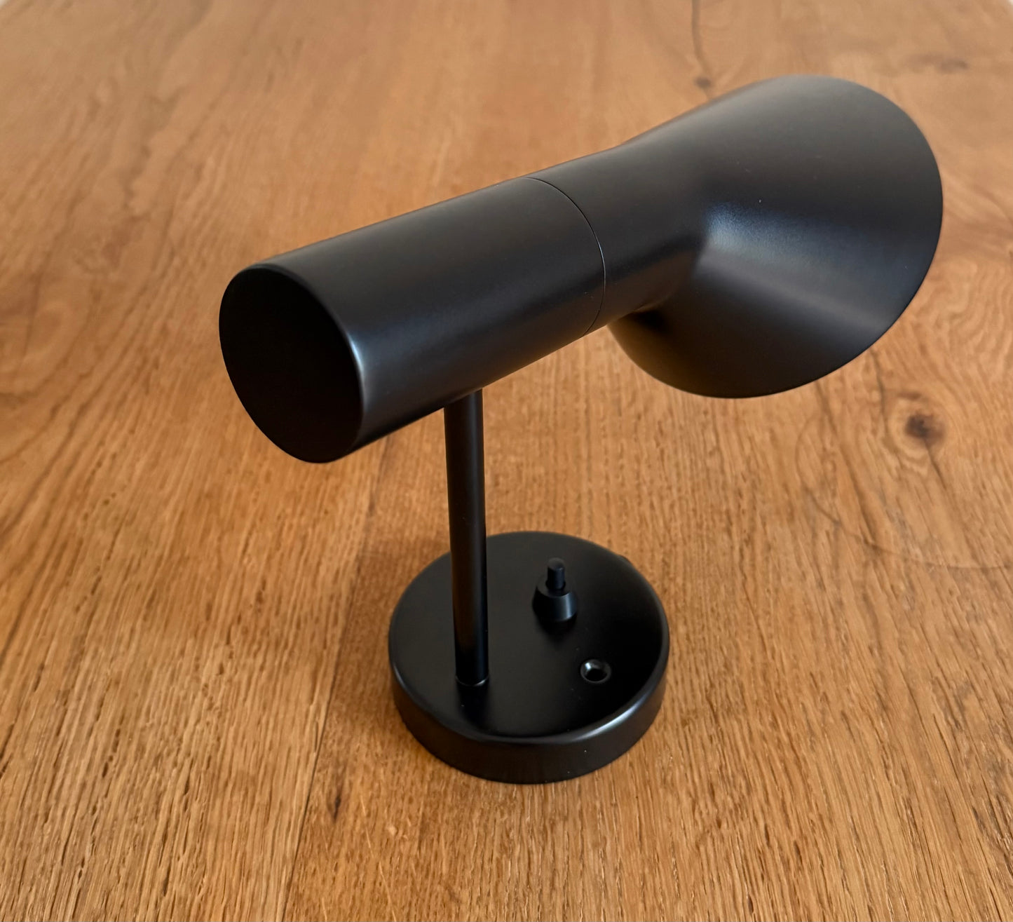 Original AJ wall lamp. Arne Jacobsen for Louis Poulsen