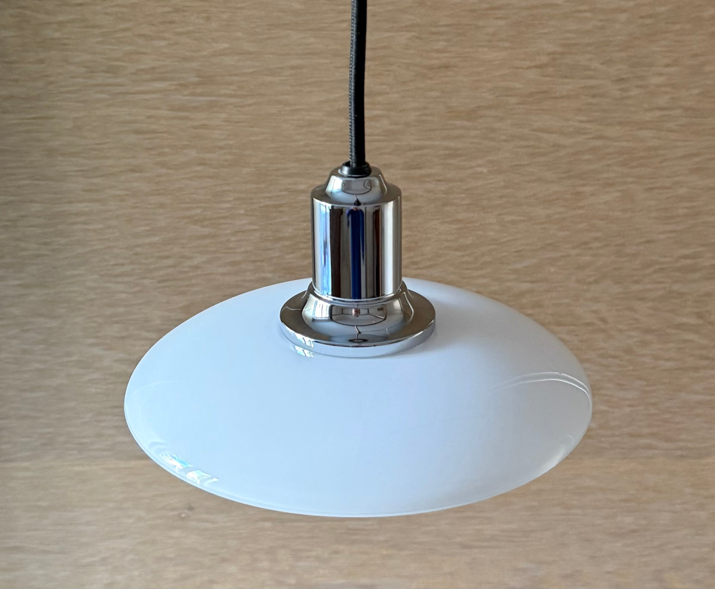 Original PH 2/1 pendant lamp. Poul Henningsen for Louis Poulsen