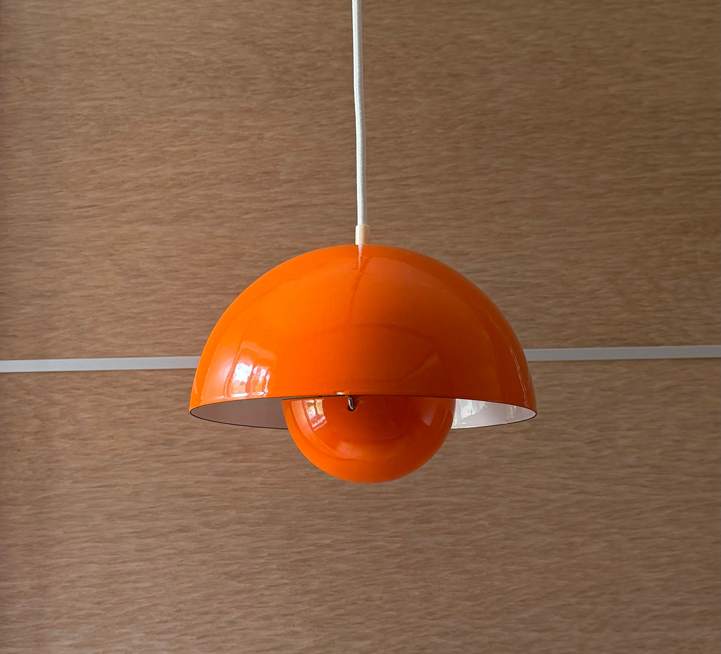 Original Flowerpot VP1 pendant lamp. Verner Panton for Louis Poulsen