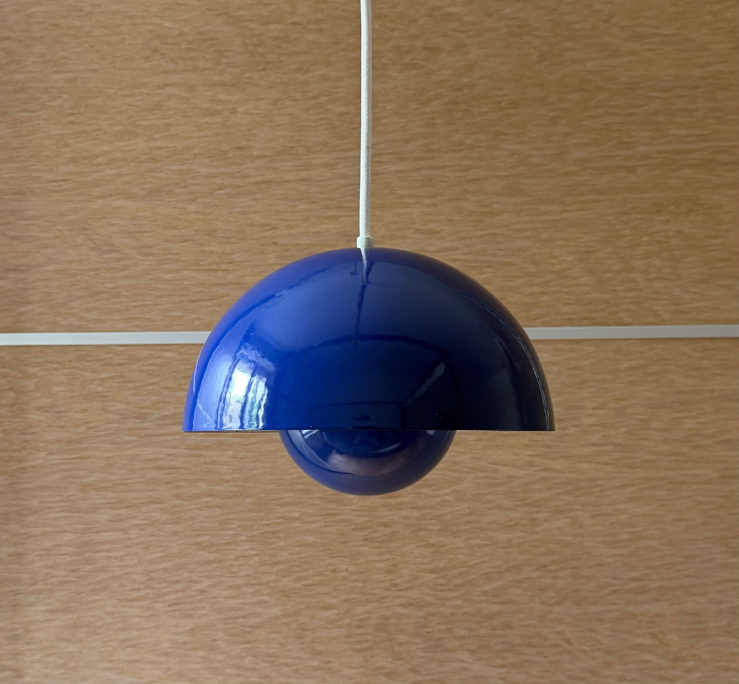 Original Flowerpot VP1 pendant lamp. Verner Panton for Louis Poulsen