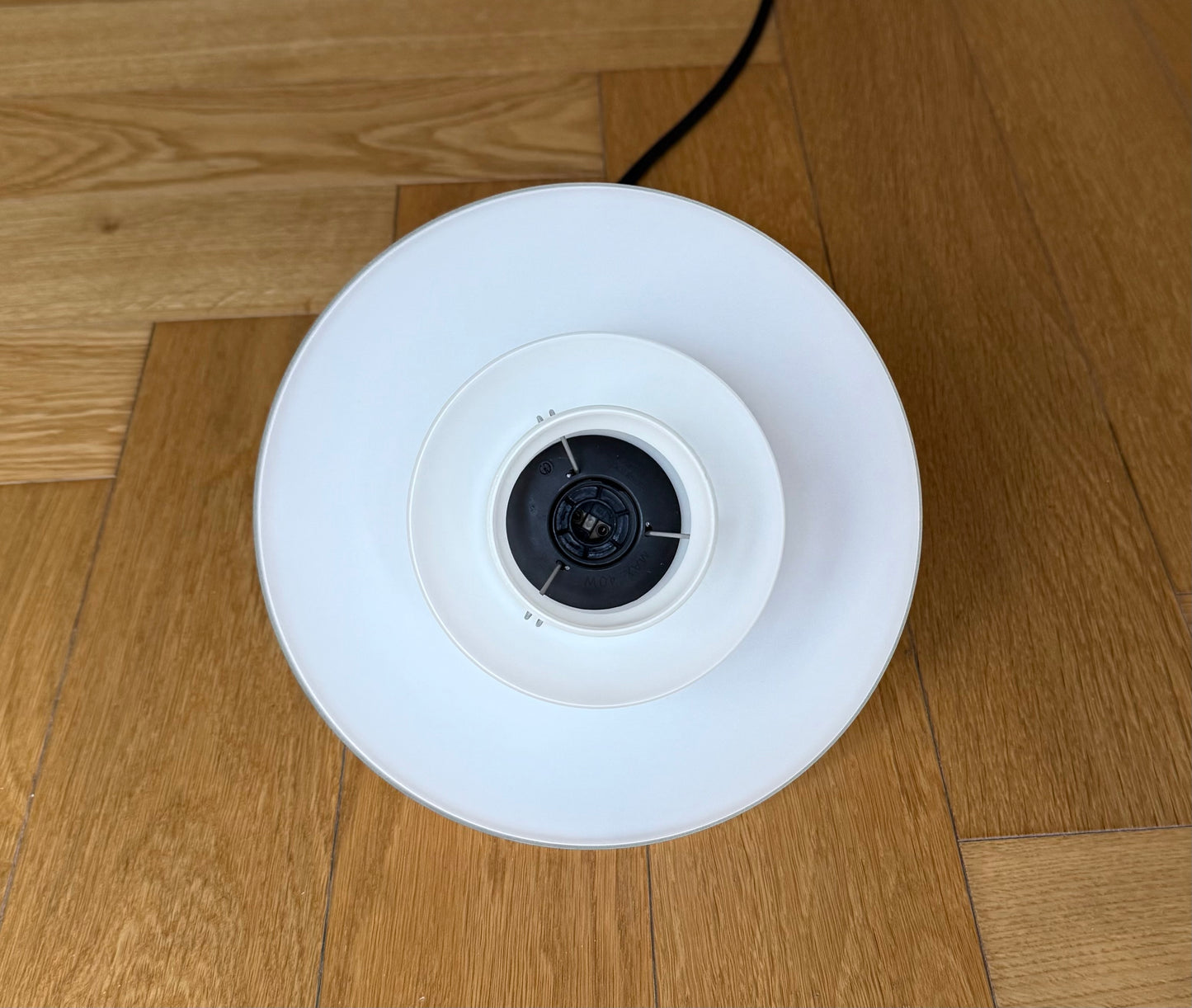 Original PH 2/1 pendant lamp. Poul Henningsen for Louis Poulsen