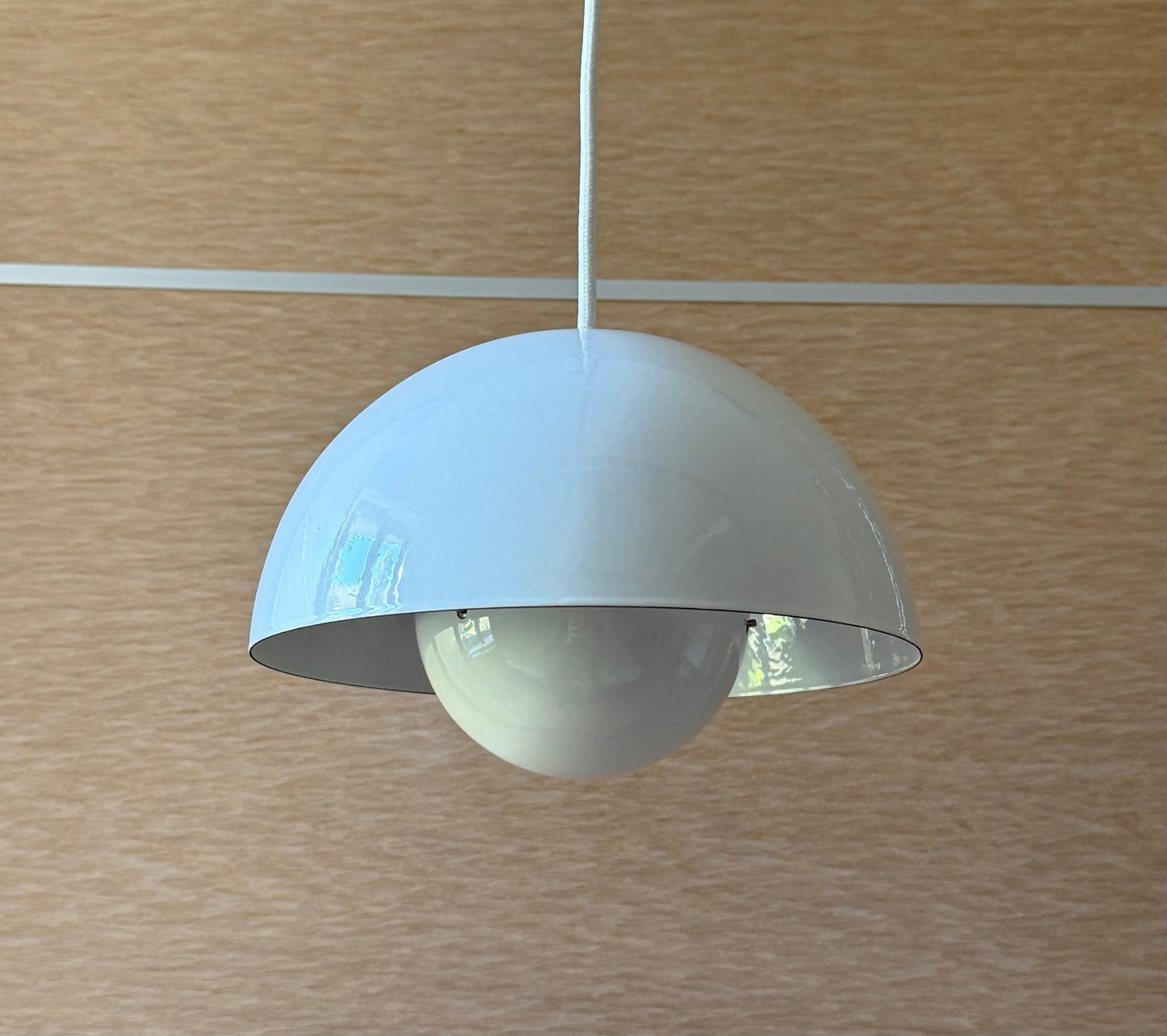 Original Flowerpot VP1 pendant lamp. Verner Panton for Louis Poulsen