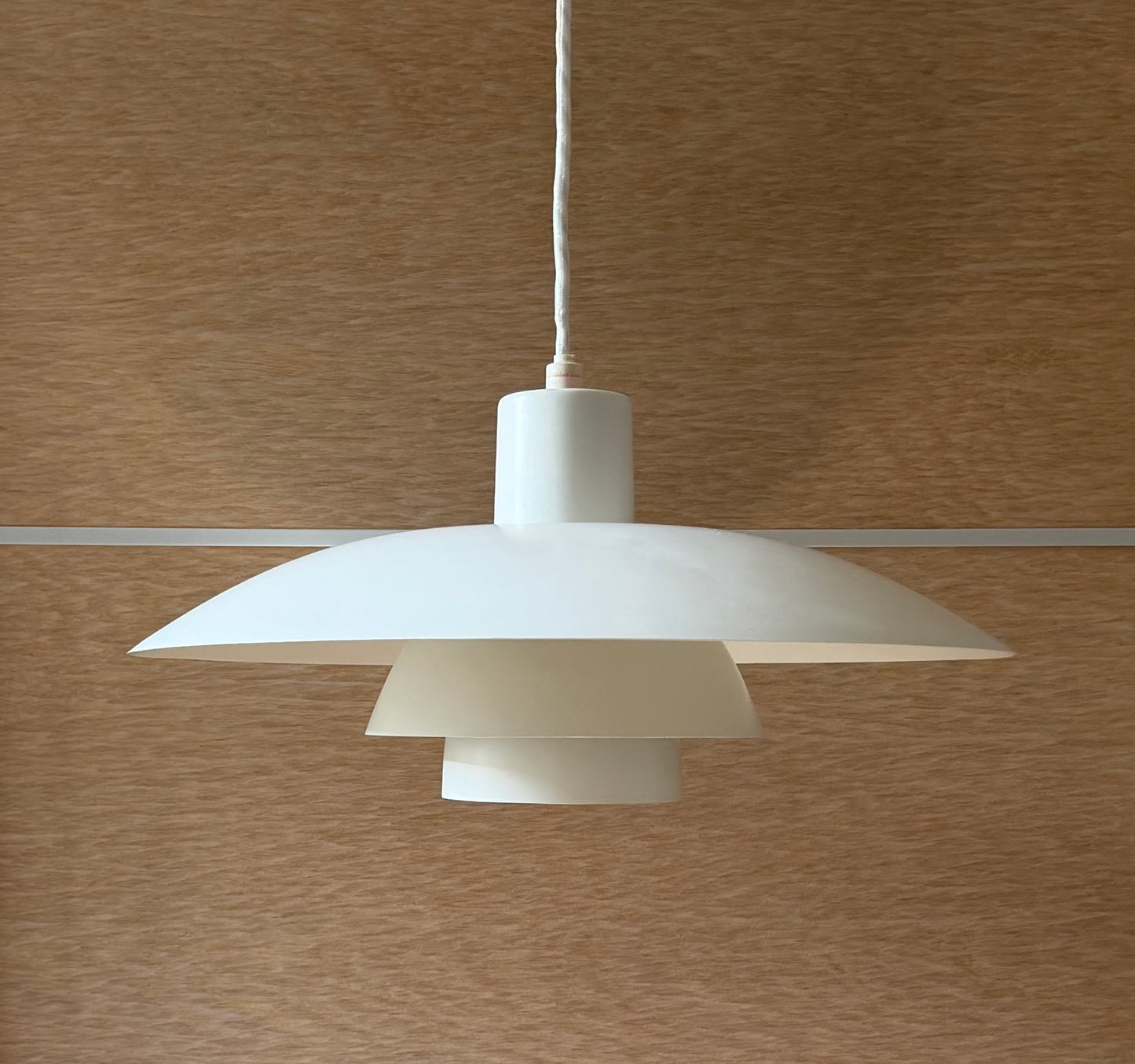 Original PH 4/3 pendant lamp. Poul Henningsen for Louis Poulsen