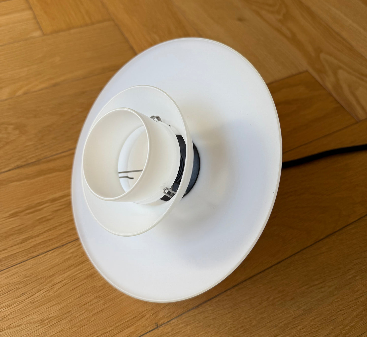 Original PH 2/1 pendant lamp. Poul Henningsen for Louis Poulsen