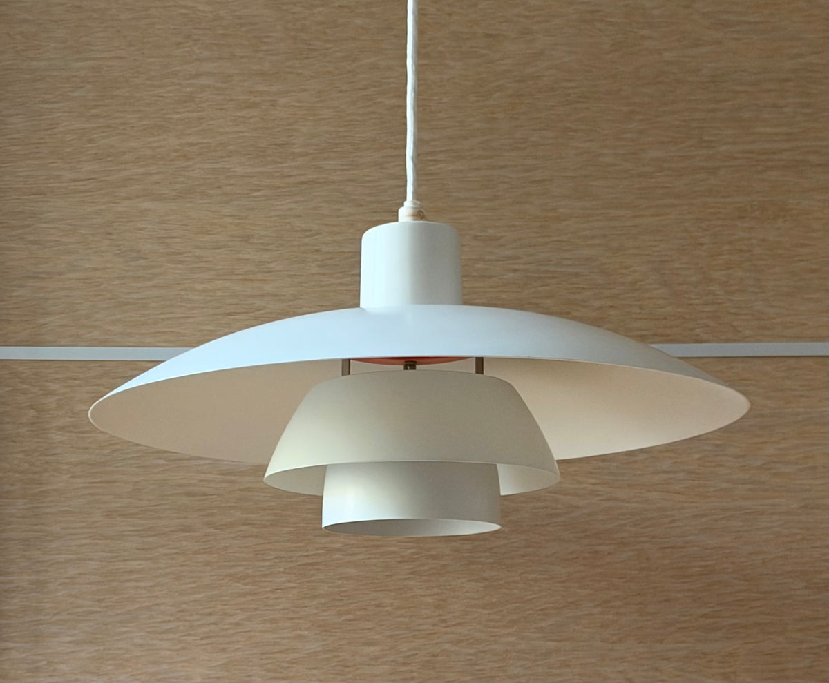 Original PH 4/3 pendant lamp. Poul Henningsen for Louis Poulsen