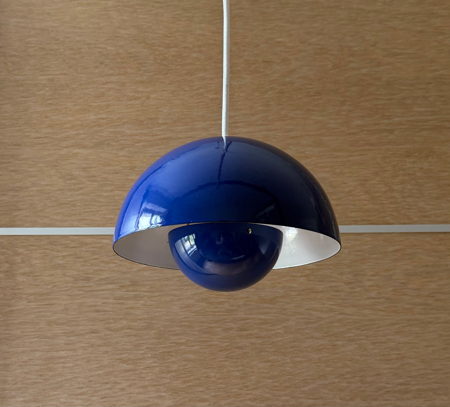 Original Flowerpot VP1 pendant lamp. Verner Panton for Louis Poulsen