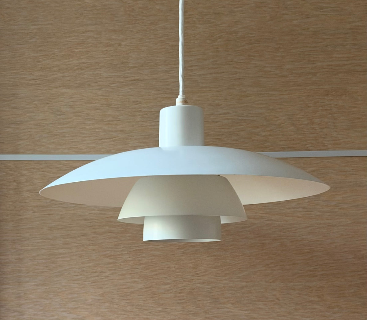 Original PH 4/3 pendant lamp. Poul Henningsen for Louis Poulsen