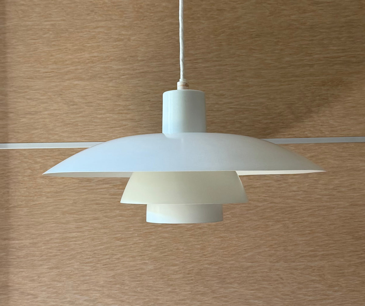 Original PH 4/3 pendant lamp. Poul Henningsen for Louis Poulsen