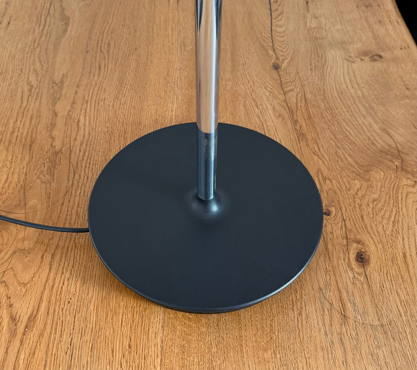 Original PH 80 table lamp. Poul Henningsen for Louis Poulsen