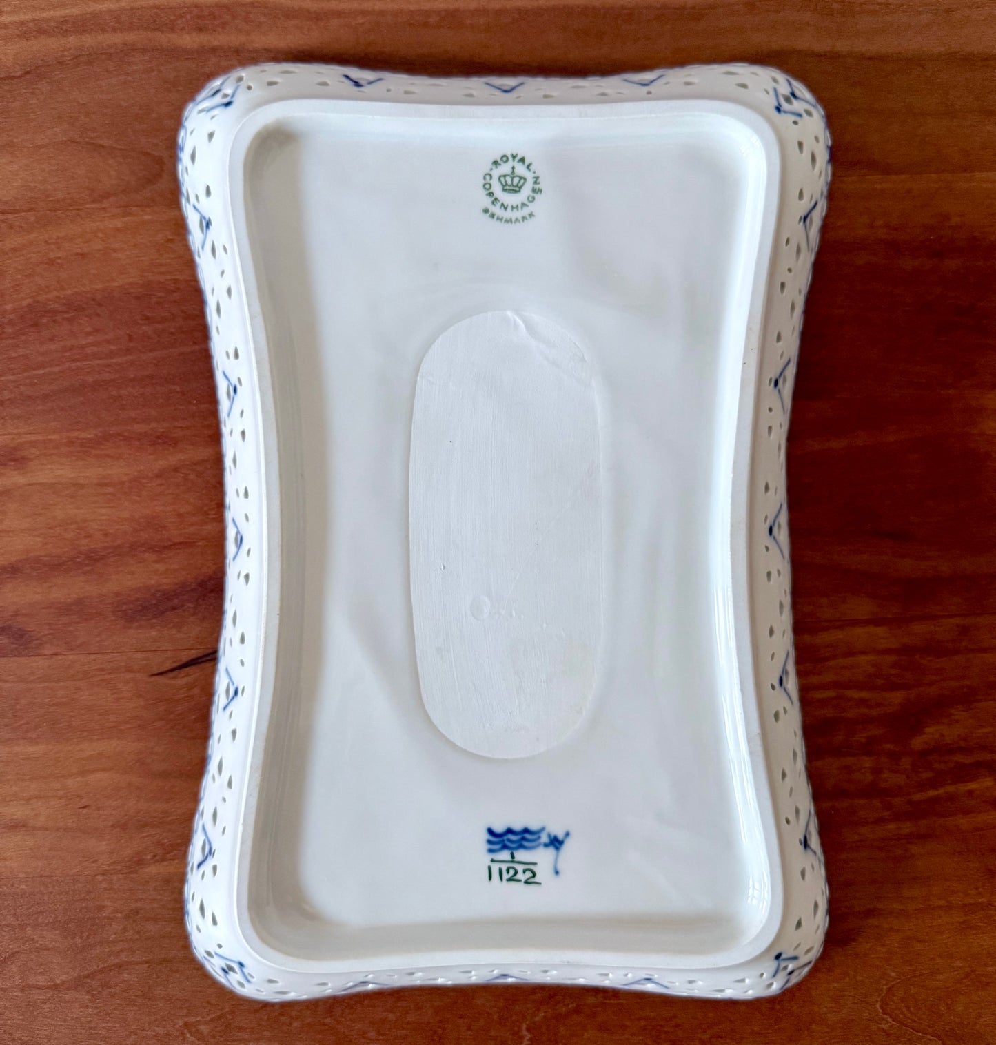 Royal Copenhagen Blue Fluted Full Lace tray #1122