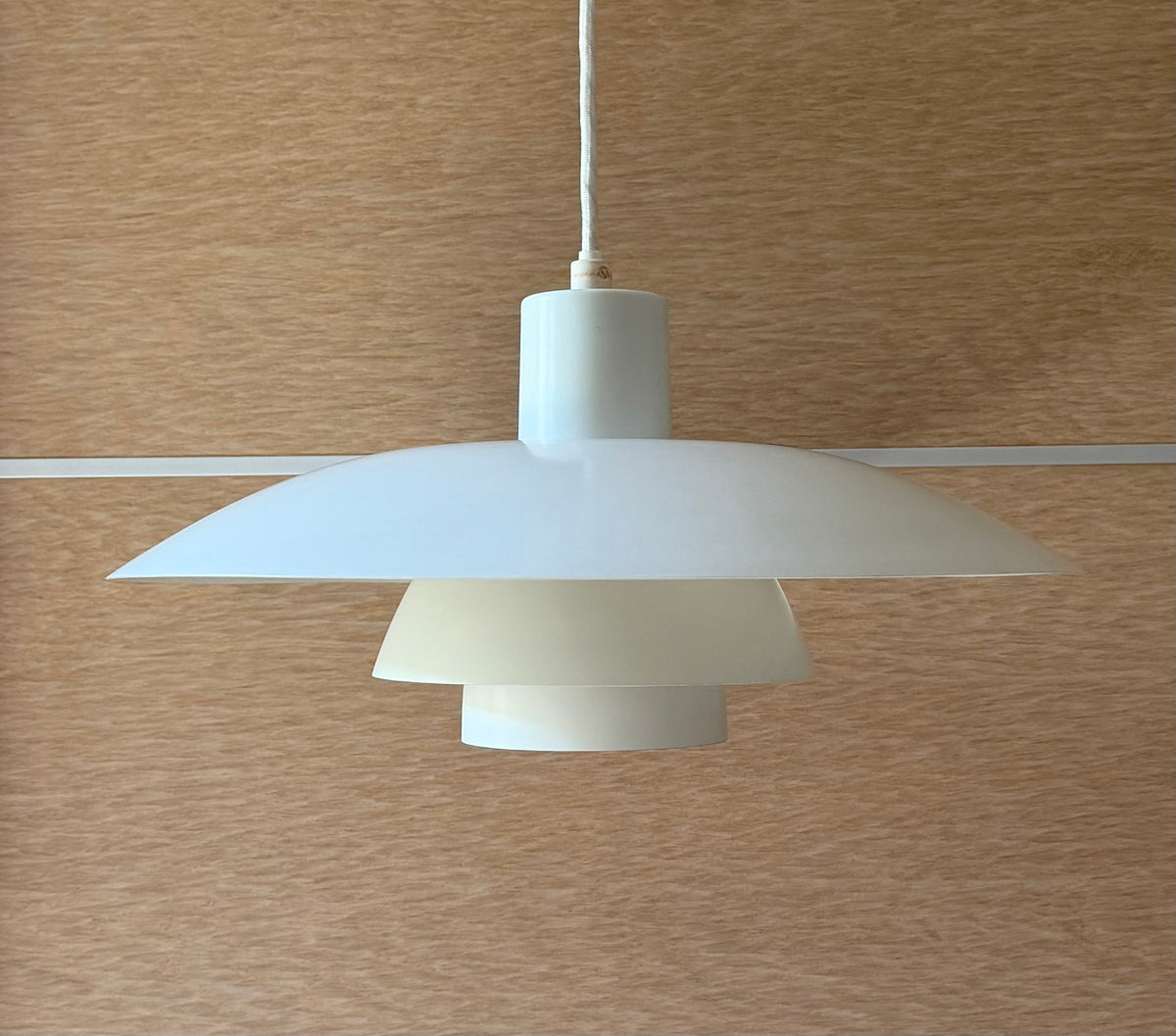 Original PH 4/3 pendant lamp. Poul Henningsen for Louis Poulsen