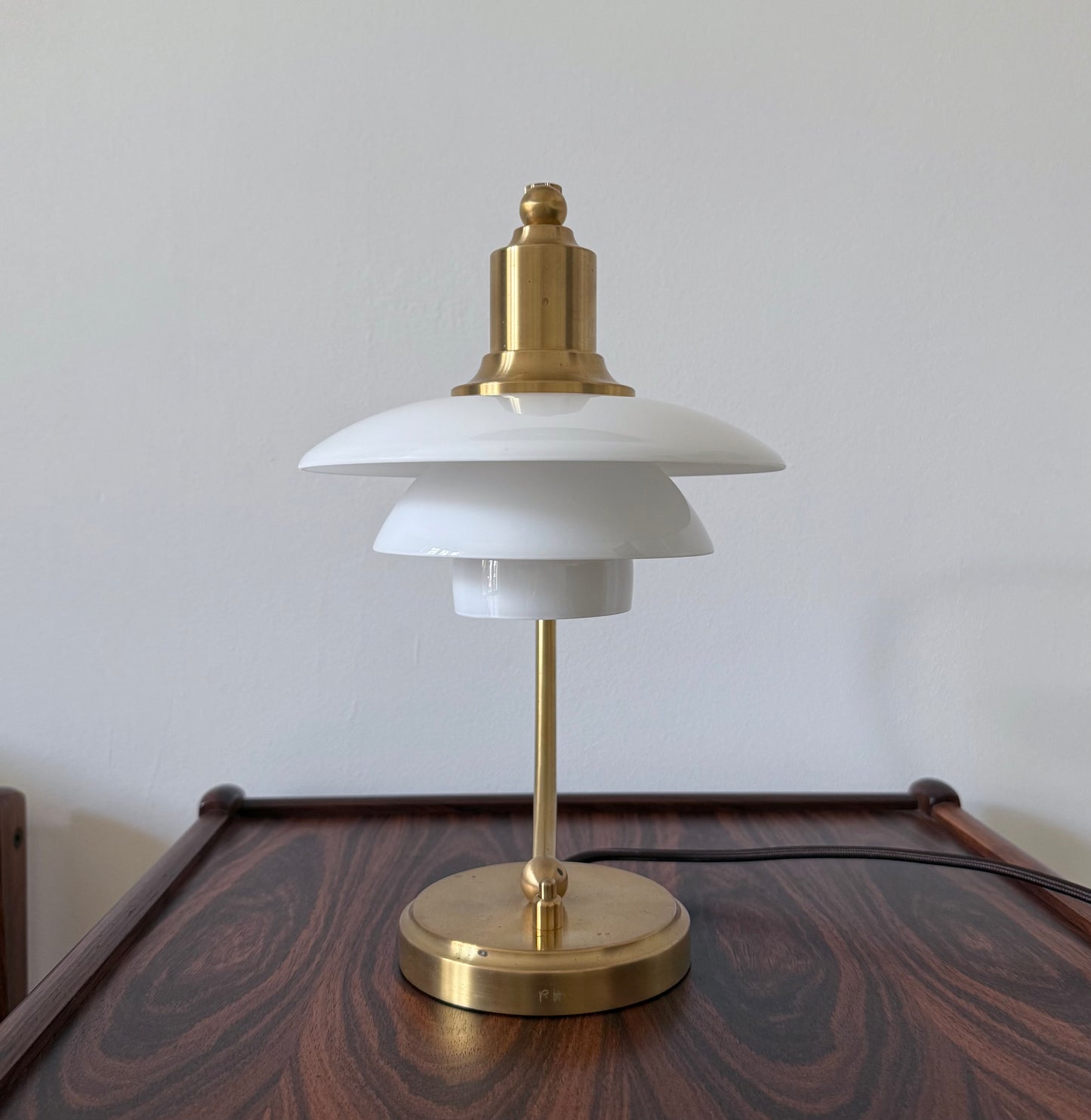 Original PH 2/2 ‘Luna’ table lamp. Poul Henningsen for Louis Poulsen