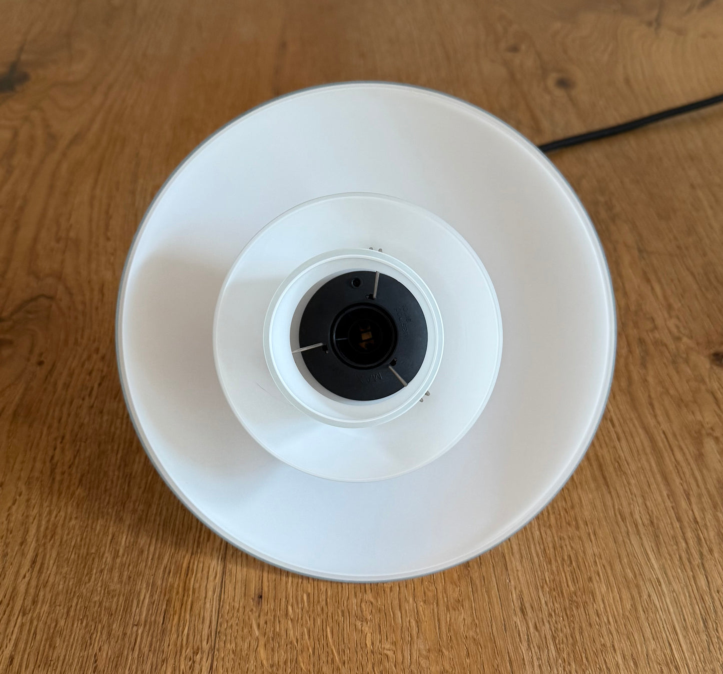 Original PH 2/1 pendant lamp. Poul Henningsen for Louis Poulsen