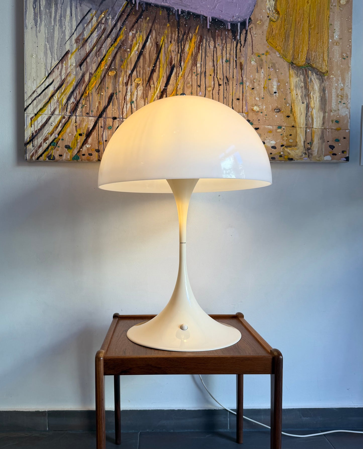Original VP Panthella table lamp. Verner Panton for Louis Poulsen
