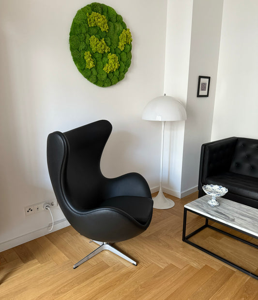 Original ‘The Egg Chair’. Arne Jacobsen for Fritz Hansen